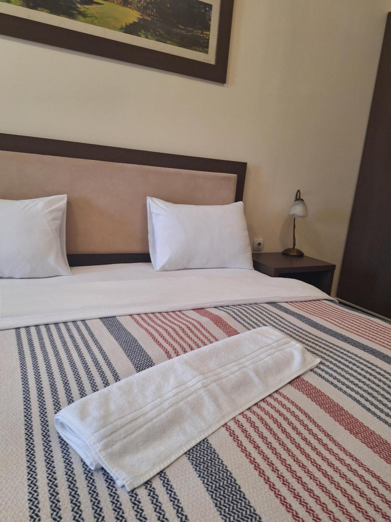 Garni Hotel Ema Kragujevac Eksteriør billede