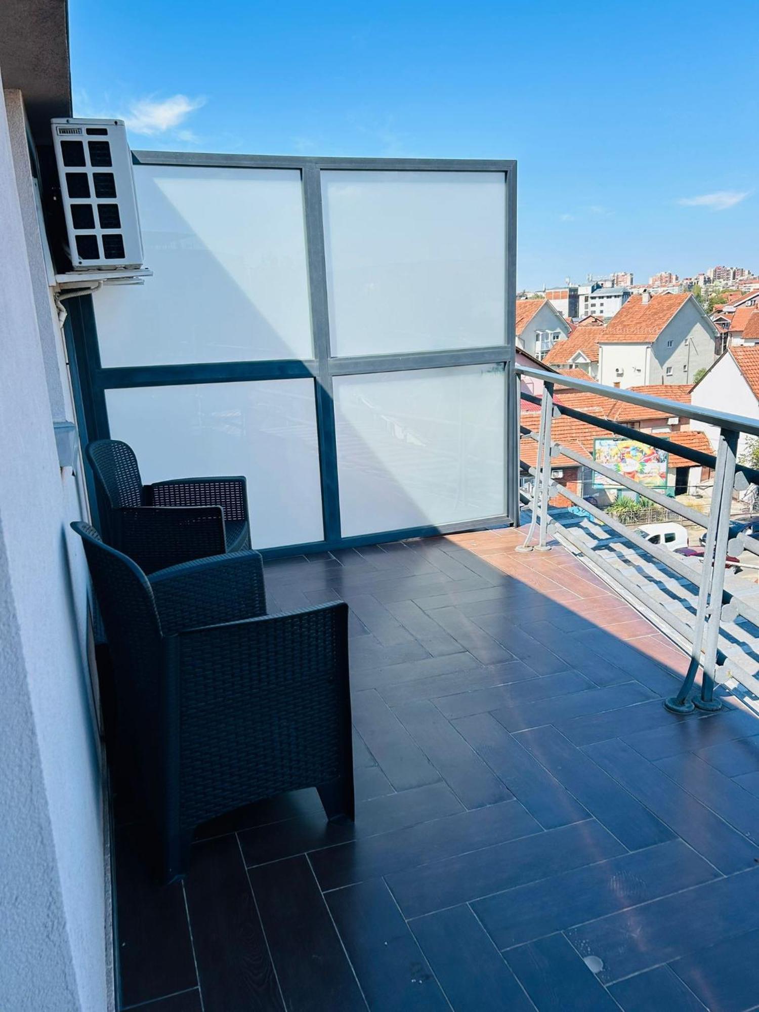 Garni Hotel Ema Kragujevac Eksteriør billede