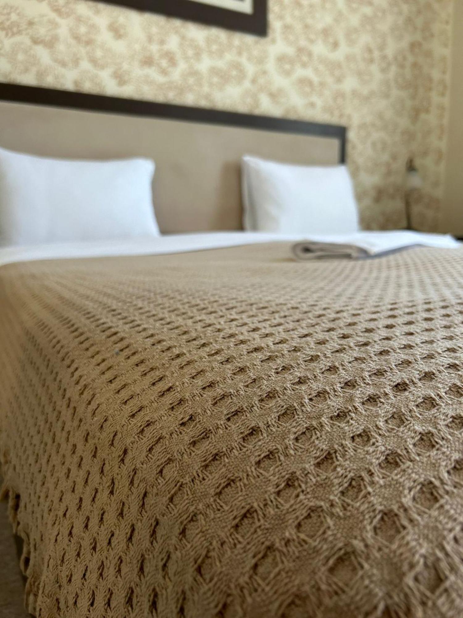 Garni Hotel Ema Kragujevac Eksteriør billede